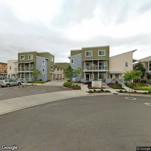 Foto principal - 3-Bedroom Townhouse Available July 1, 2025