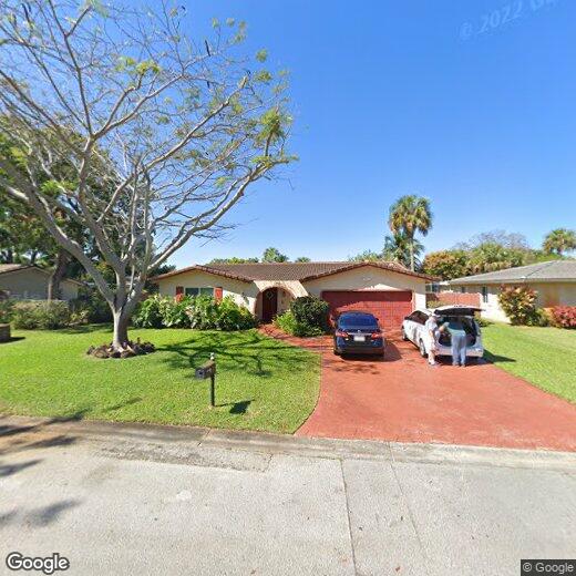 Primary Photo - 1700 NW 84th Dr