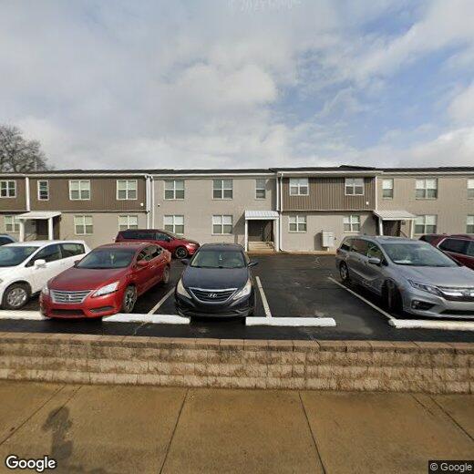 Primary Photo - 300 W Pleasure Ave