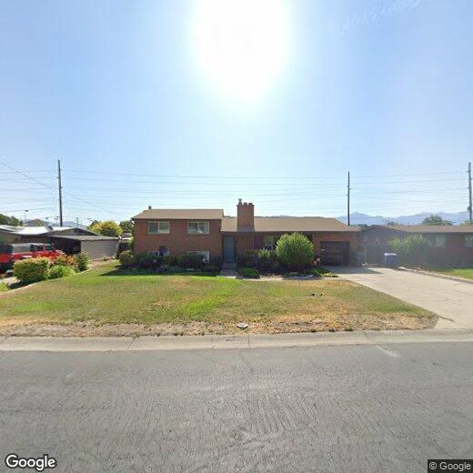 Primary Photo - 3747 S Lee Maur St