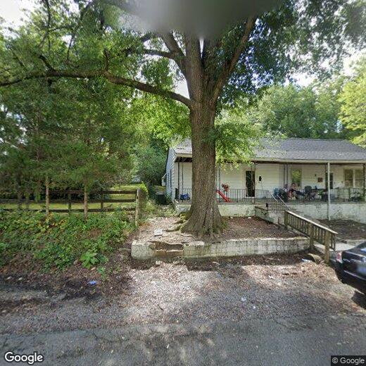 207 Tunstall Ave Unit B, Blackstone, VA 23824 Apartment for Rent in