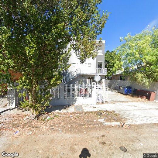Primary Photo - 1421 SW 3rd St