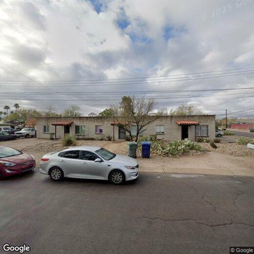 Primary Photo - 3962 E Presidio Rd