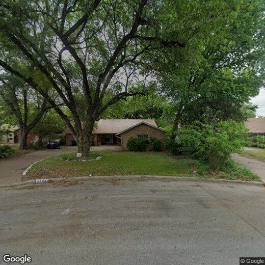 Primary Photo - ROOM ONLY in 3-bed/2.0-bath Home