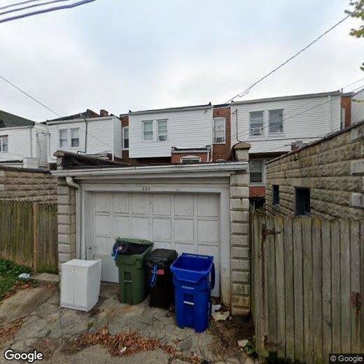 Foto principal - 824 E 33rd St