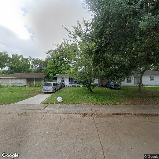 Foto principal - 111 Wisteria St