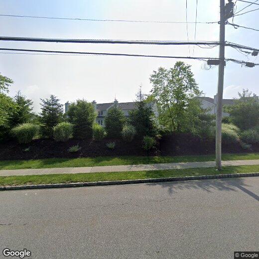 Primary Photo - 24 DeCroce Ct