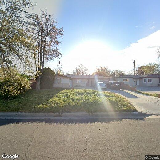 Primary Photo - 43628 Fern Ave