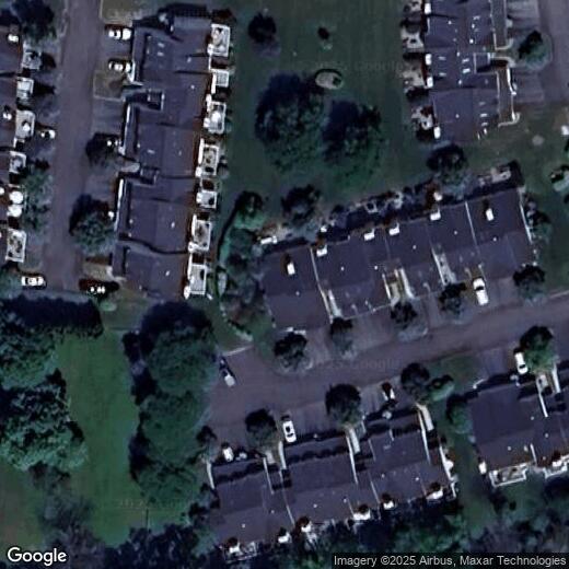 Primary Photo - 72 Windward Way