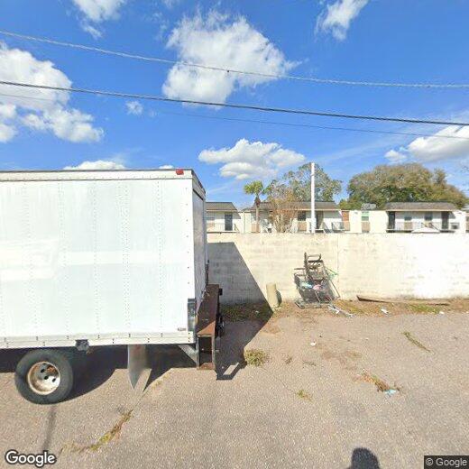 Primary Photo - 810 Oakgrove Dr