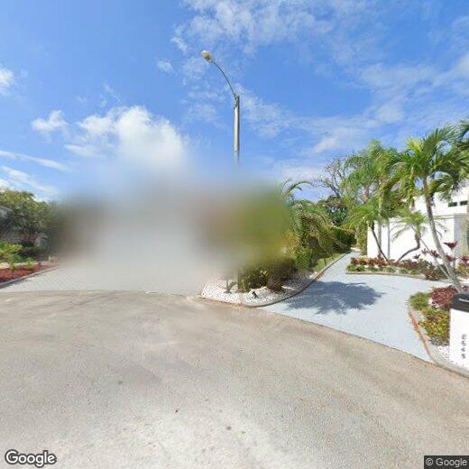 Primary Photo - 5 Bedroom Estate for Rent