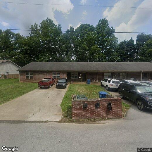1243 Berdine Way, Lawrenceburg, KY 40342 Room for Rent in