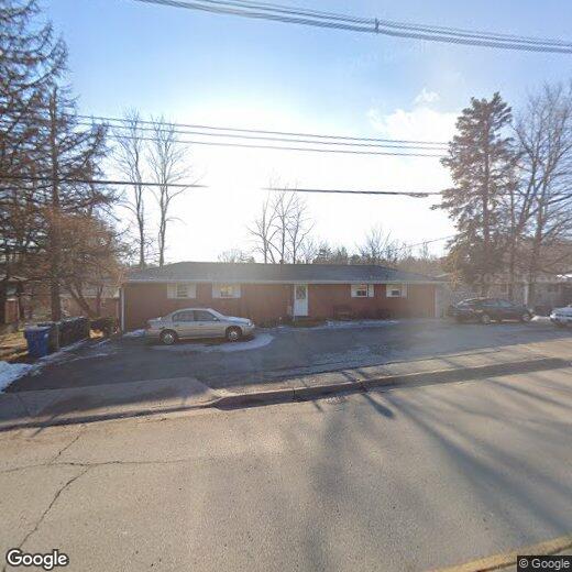 Primary Photo - 1218 Cedar St