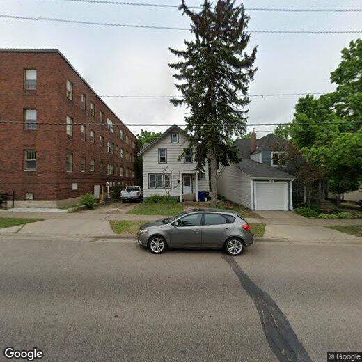 Primary Photo - 906 St Clair Ave