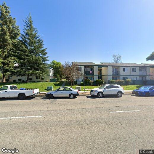Primary Photo - 1811 E Grand Ave