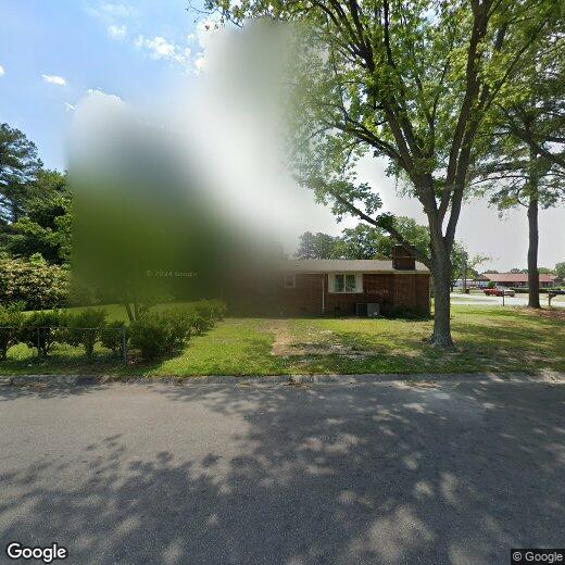 Foto principal - 355 McCrae St