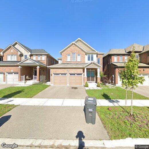 Primary Photo - 92 Enford Cres