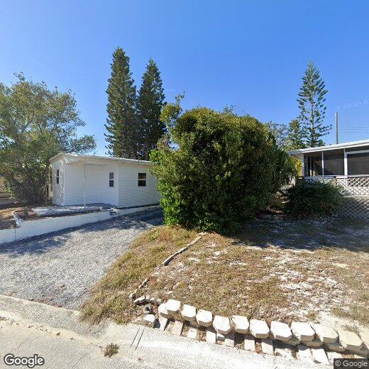 Primary Photo - 815 St Charles Dr