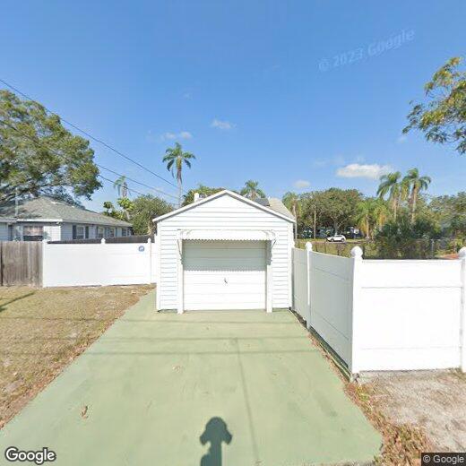 Foto principal - 4754 1st Ave N