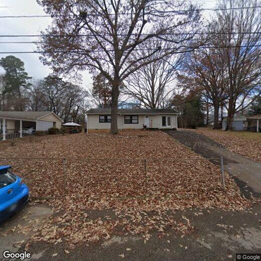 Primary Photo - 3037 Wenwood Dr