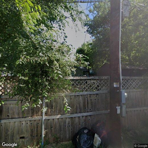 Foto principal - 4922 W Amherst Ave