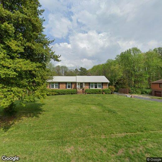 Primary Photo - 402 Boxwood Dr