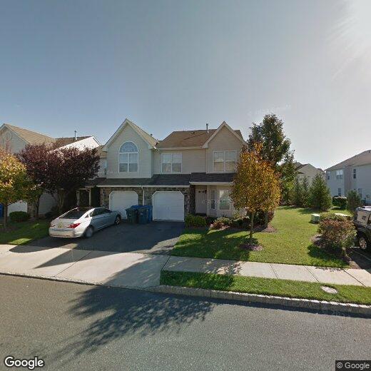Primary Photo - 13 Hawthorne Dr