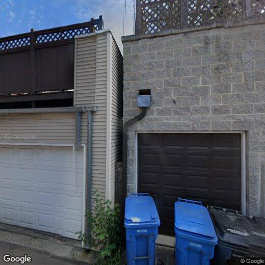 Primary Photo - 2636 N Greenview Ave