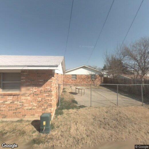 Primary Photo - 2616 SW H Ave