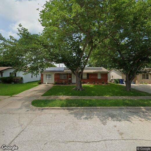 Primary Photo - 913 Rosewood Hills Dr