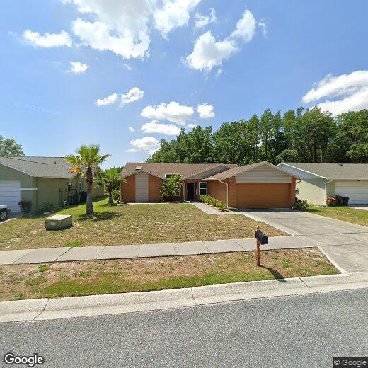 Foto principal - 8136 Matthew Dr