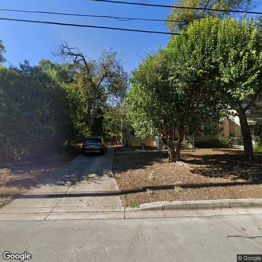 Foto principal - 824 W Mill St