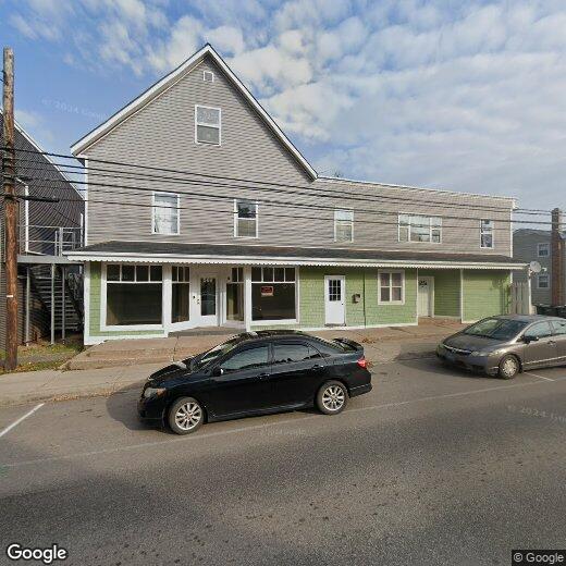 Primary Photo - 588 Main St