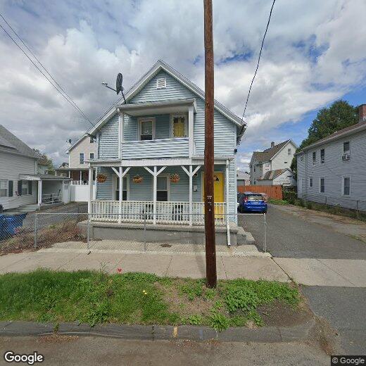 Primary Photo - 52 W School St