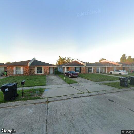 9022 Amour Dr, Chalmette, LA 70043 Townhome Rentals in Chalmette LA