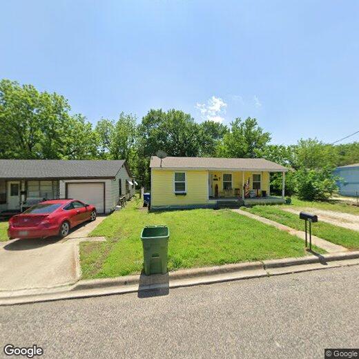 208 3rd St, Whitesboro, TX 76273 House Rental in Whitesboro, TX