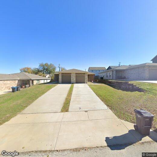 Primary Photo - 3217 Karen St