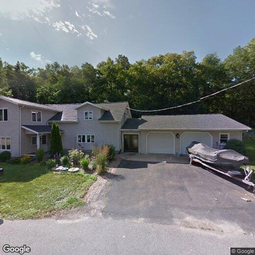 Primary Photo - 9429 Parkway Dr