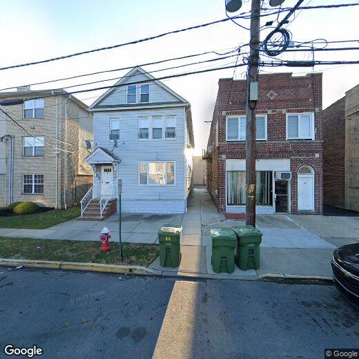 Primary Photo - 26 E Price St