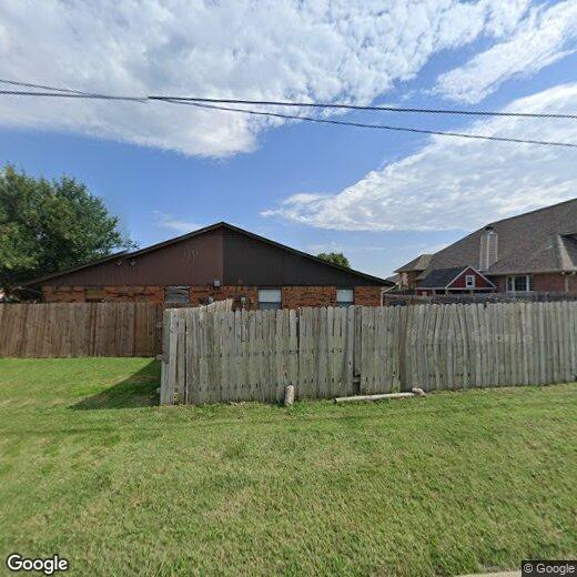 5401 NW King Richard Ave, Lawton, OK 73505 Townhouse for Rent in