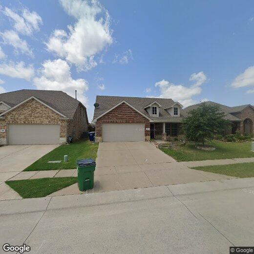 Foto principal - 562 Jamestown Ln