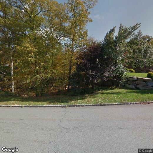 Primary Photo - 67 S Glen Rd