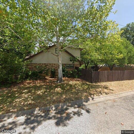 Foto principal - 925 Holiday Dr
