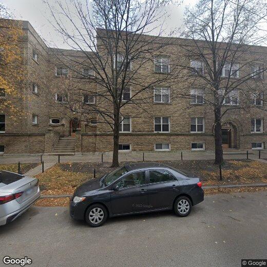 Foto principal - AMAZING 2 BED/1 BATH WITH LAUNDRY IN UNIT ...