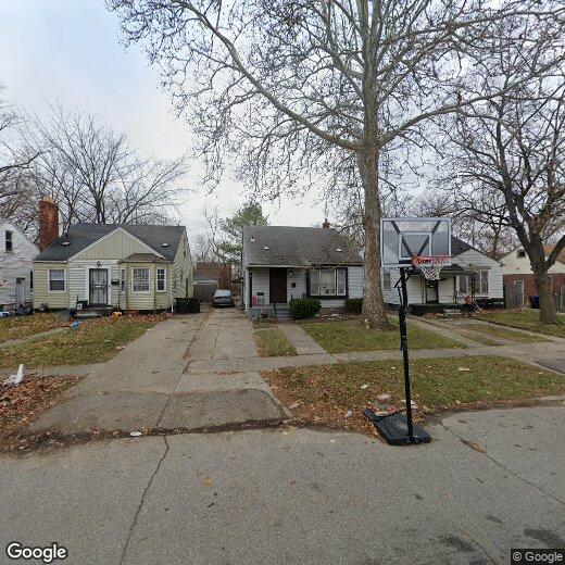 Foto principal - 16751 Stahelin Ave