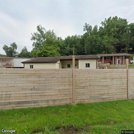 Primary Photo - 1314 Chestnut St
