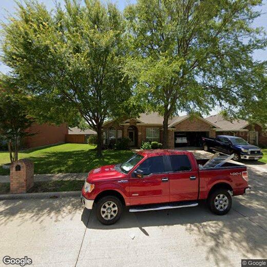 Foto principal - 815 Oak Hollow Ln