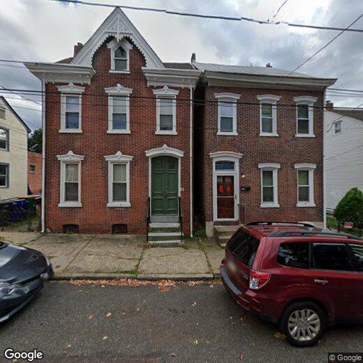 Primary Photo - 128 Walnut St