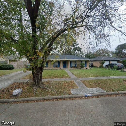 Foto principal - 9322 Fairdale Ln