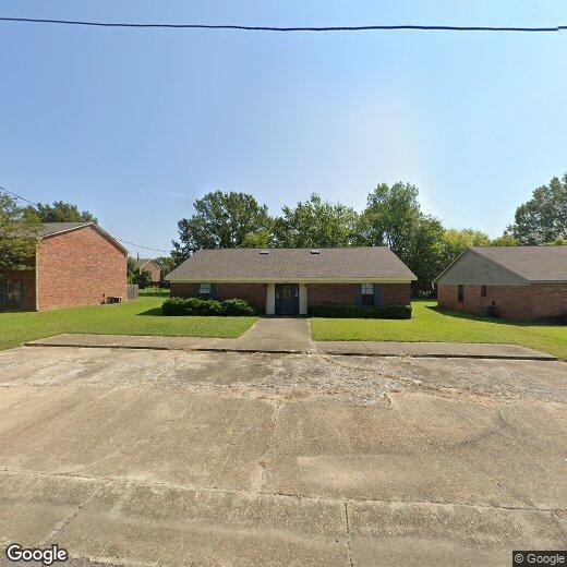 Primary Photo - 114 Helen Cir